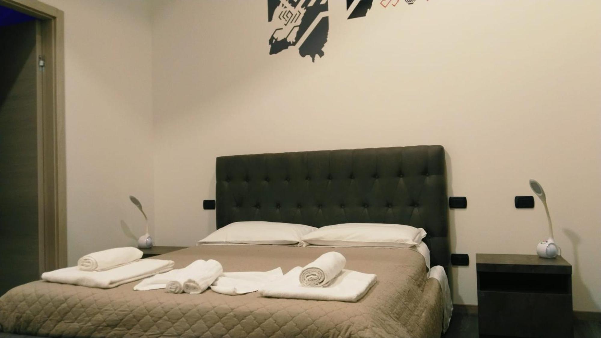 Attiko 53 Boutique Rooms Verona Ngoại thất bức ảnh